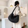 Fashion Women's Lattice Solid Color Cloud Shoulder Bag Female Casual Quilted Crossbody Bag Autumn Winter Large Capacity Handbags
